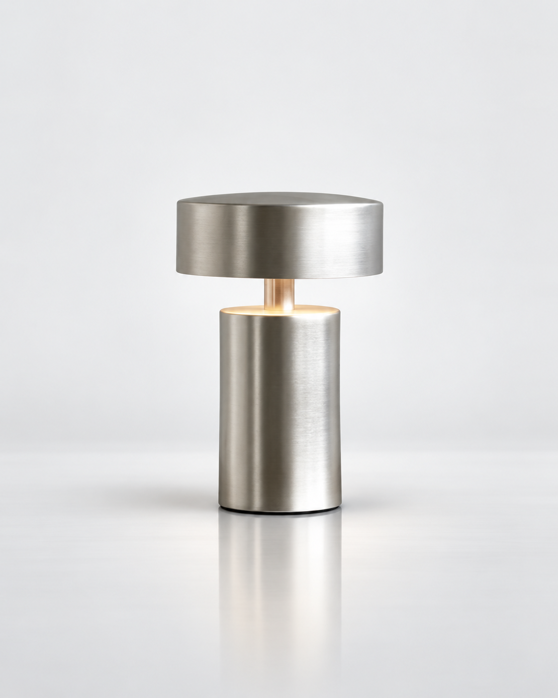 Alloy | Rechargeable LED Table Lamp – Aluminum