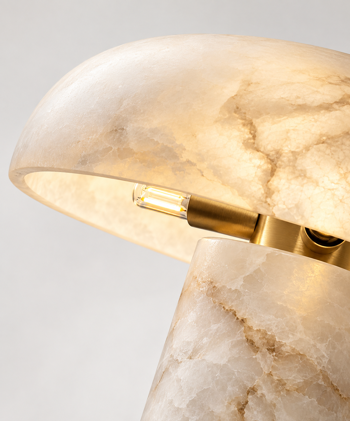 Nerina | Natural Alabaster Table Lamp