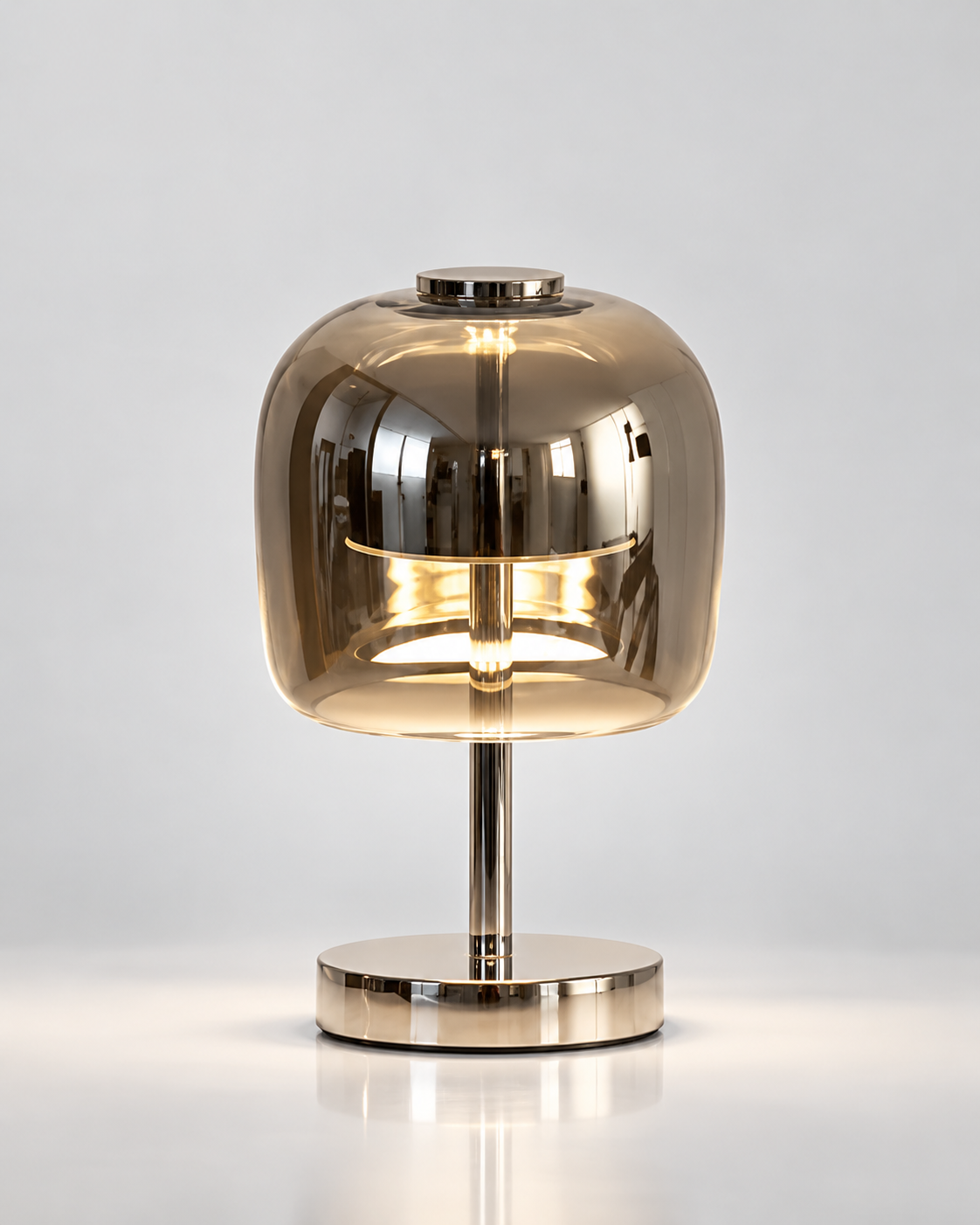 Smoke Glass Table Lamp | Aurelis