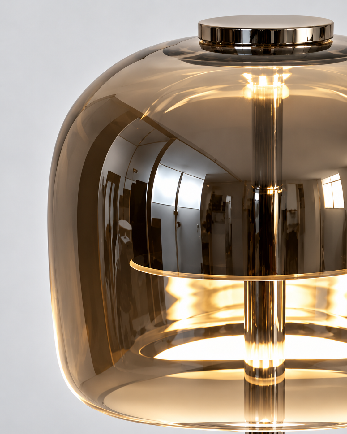 Smoke Glass Table Lamp | Aurelis